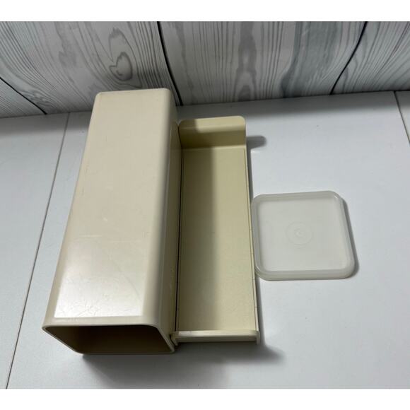Vintage Tupperware Cheese Cracker Keeper 1696-6 USA - Picture 3 of 3
